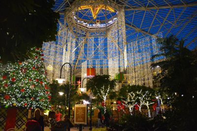 Gaylord Texan atrium in December